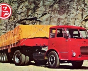 Caminhão Alfa Romeo 210 (7)