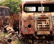 Caminhões Abandonados no Brasil (8)