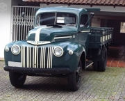 Caminhões Antigos Ford (1)