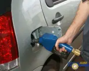 Colocar Alcool em Carro a Gasolina (16)