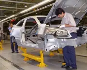 Como se Chama o Processo Industrial em uma Fábrica de Automóveis (5)