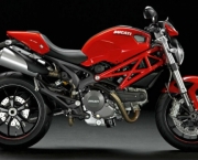 Ducati Monster 796 (7)